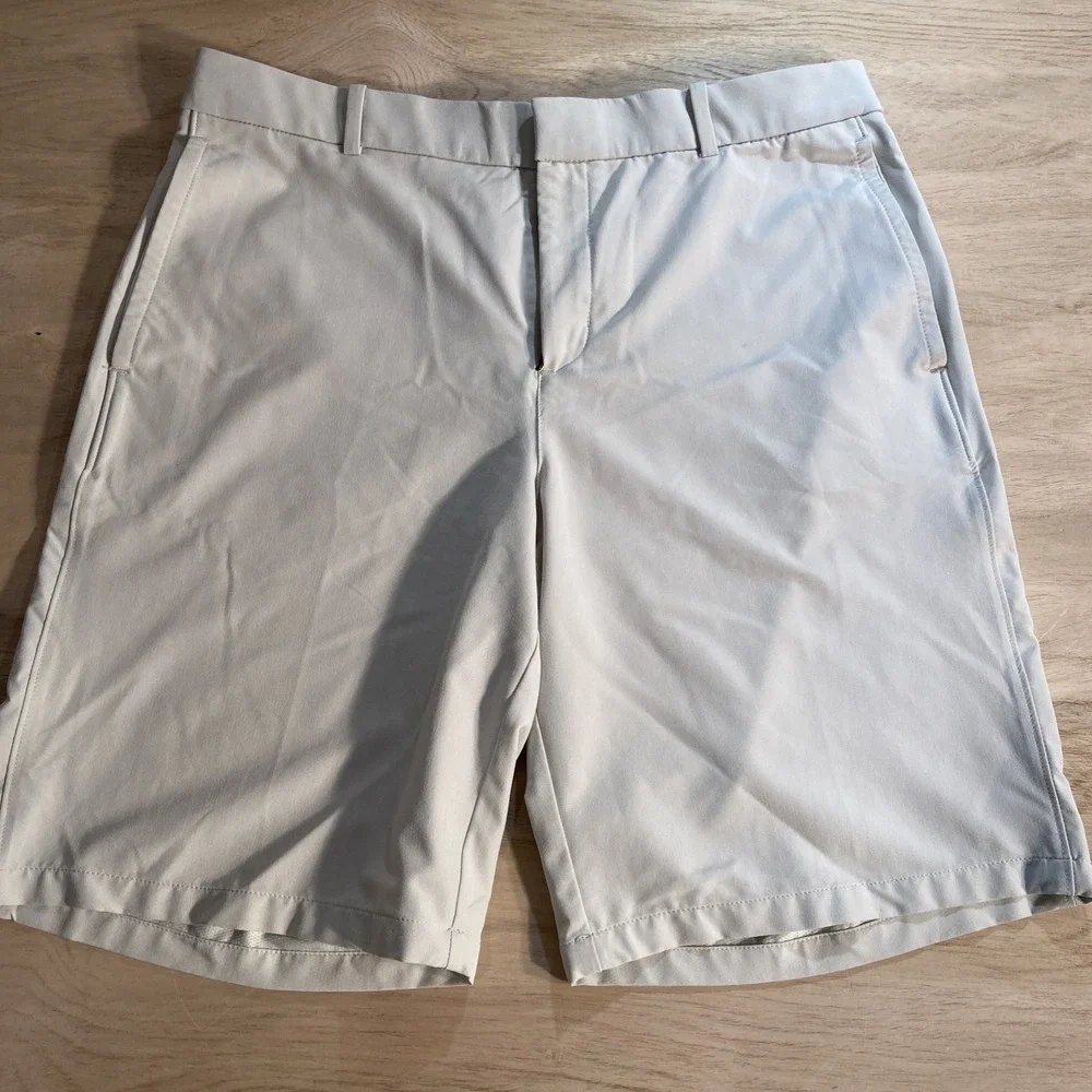 Set Of 2 Stretch Golf Shorts Men's 34 Nike Dry-Fit Khaki, Greg Norman Lime Green